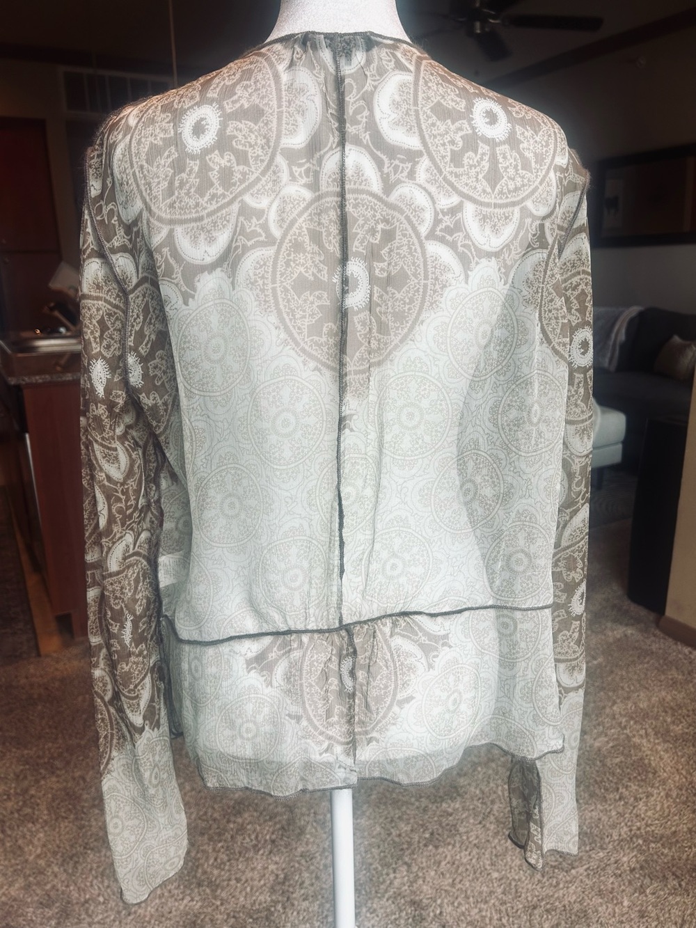 Rozae Nichols 100% Silk Sheer Rhinestone Crinkle Cardigan Jacket M - Picture 2 of 14